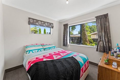 Photo of property in 33 Memphis Grove, Totara Park, Upper Hutt, 5018