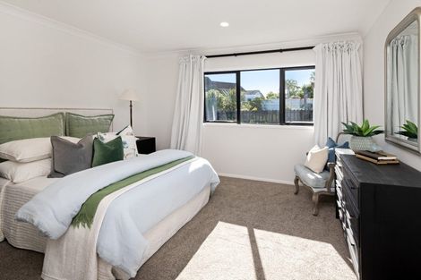 Photo of property in 8 Woodgers Way, Somerville, Auckland, 2014