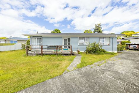 Photo of property in 32 Chantelle Place, Papatoetoe, Auckland, 2025