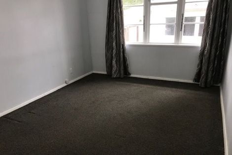 Photo of property in 1 Brown Grove, Fairfield, Lower Hutt, 5011