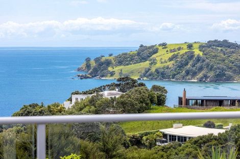 Photo of property in 14 Belle Terrace, Waiheke Island, 1971