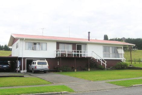 Photo of property in 109 King Street, Hikurangi, 0114