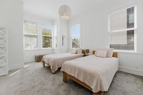 Photo of property in 24 Albert Street, Saint Clair, Dunedin, 9012