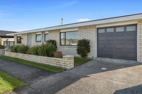 Photo of property in 1/30 Whiteley Street, Moturoa, New Plymouth, 4310