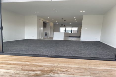 Photo of property in 84 Rangihina Road, Hobsonville, Auckland, 0616