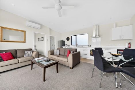 Photo of property in 9 Campbell Drive, Martinborough, 5711