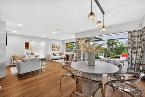 Photo of property in 18b Stratford Avenue, Milford, Auckland, 0620