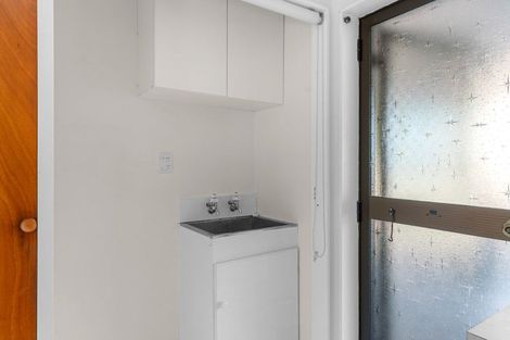 Photo of property in 2/9 Cairnfield Road, Kensington, Whangarei, 0112