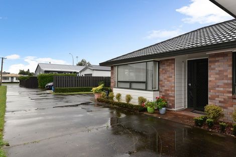 Photo of property in 3a Sandwich Road, St Andrews, Hamilton, 3200