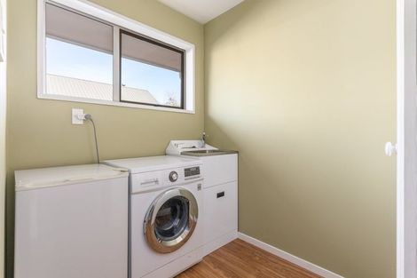 Photo of property in 61 Karnak Crescent, Russley, Christchurch, 8042