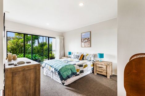 Photo of property in 75 Cliff Road, Torbay, Auckland, 0630