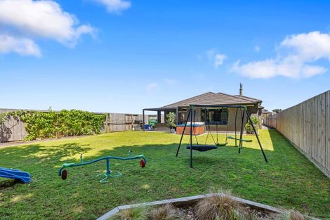 Photo of property in 15 Clover Lane, Pyes Pa, Tauranga, 3112