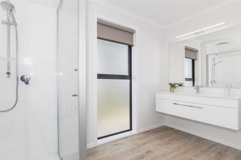 Photo of property in 1 Catherine Lane, Levin, 5510