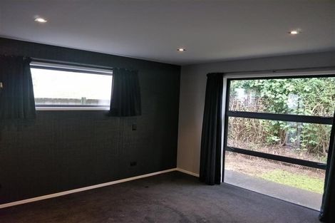 Photo of property in 82d Brooklands Road, Brooklands, New Plymouth, 4310