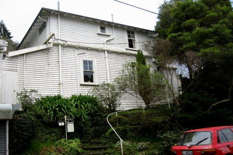 Photo of property in 1 Seaforth Terrace, Karori, Wellington, 6012