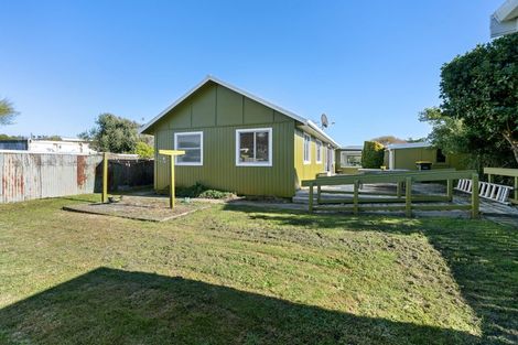 Photo of property in 178 Park Avenue, Waitarere Beach, Levin, 5510