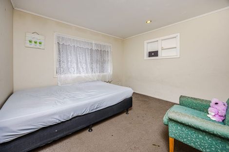 Photo of property in 12 Clutha Crescent, Clover Park, Auckland, 2023
