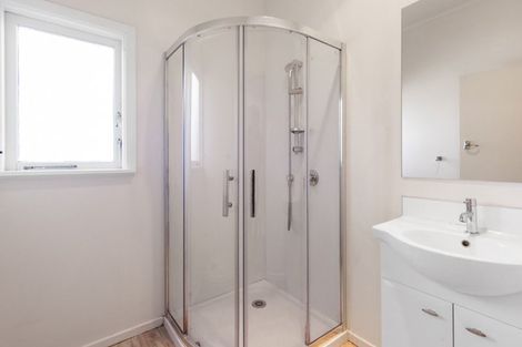 Photo of property in 2/461 Great South Road, Opaheke, Papakura, 2113