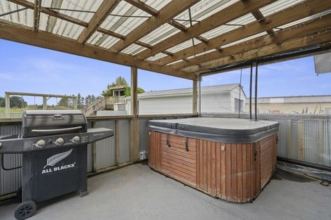 Photo of property in 12 Denmark Terrace, Midhirst, Stratford, 4394