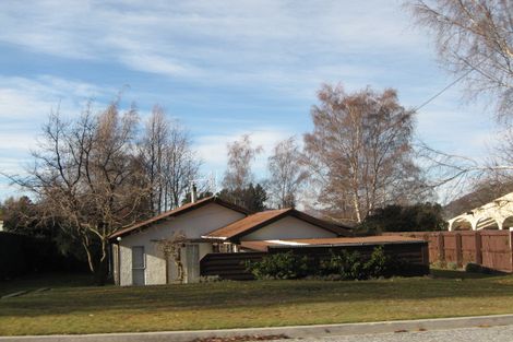 Photo of property in 178 Stone Street, Wanaka, 9305