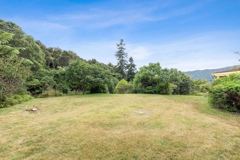 Photo of property in 41 Gardiner Grove, Wainuiomata, Lower Hutt, 5014