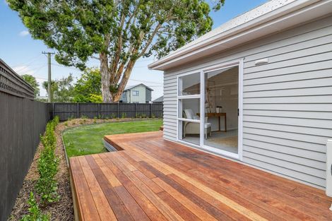 Photo of property in 55 Morrison Avenue, Northcote, Christchurch, 8052