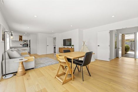 Photo of property in 12 Judd Place, Orewa, 0931