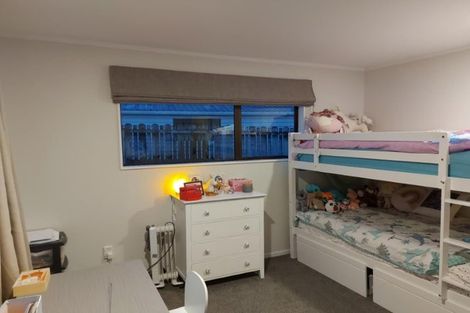 Photo of property in 15 Litchfield Place, Clarks Beach, 2122