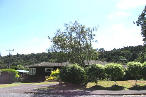 Photo of property in 2 Vandeleur Avenue, Birkdale, Auckland, 0626