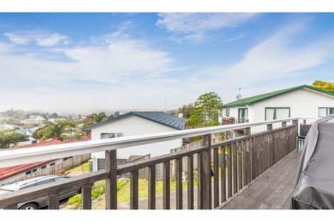Photo of property in 12a Jean Place, Stanmore Bay, Whangaparaoa, 0932