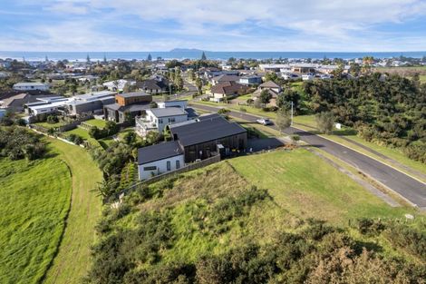 Photo of property in 48 Browns Drive, Waihi Beach, 3611