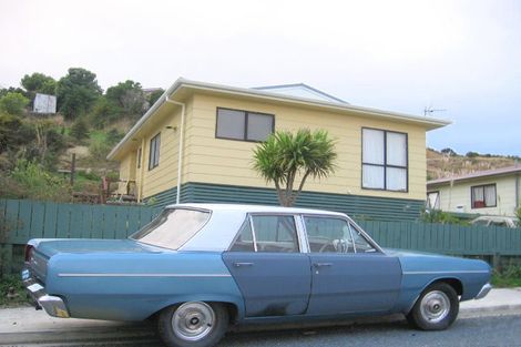 Photo of property in 127 Jamaica Drive, Grenada North, Wellington, 5028