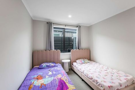 Photo of property in 5 Roslyn Farm Street, Ramarama, 2579