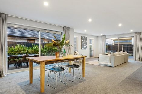 Photo of property in 5 Pierce Street, Marshland, Christchurch, 8083