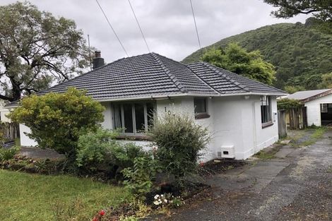 Photo of property in 107 Akatarawa Road, Birchville, Upper Hutt, 5018