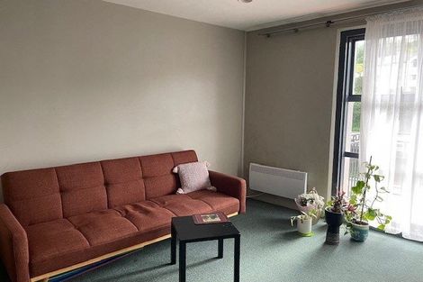 Photo of property in Atrium Towers, 5r/154 The Terrace, Wellington Central, Wellington, 6011