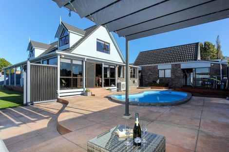 Photo of property in 13 Poplar Grove, Whalers Gate, New Plymouth, 4310