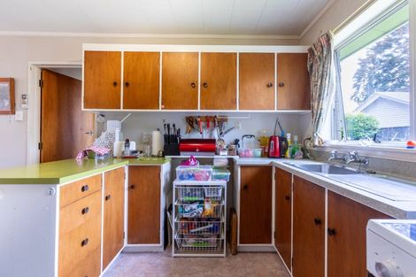 Photo of property in 15b Queen Street, Dannevirke, 4930