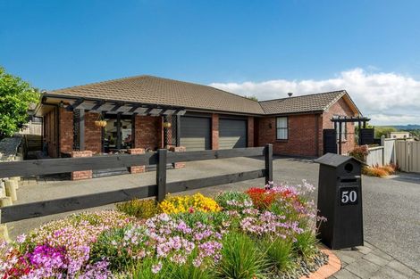 Photo of property in 50 La Colina Place, Bethlehem, Tauranga, 3110
