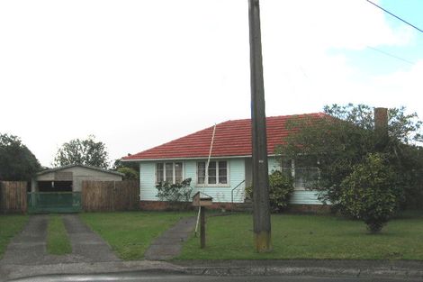 Photo of property in 9 Norma Avenue, Te Atatu South, Auckland, 0610