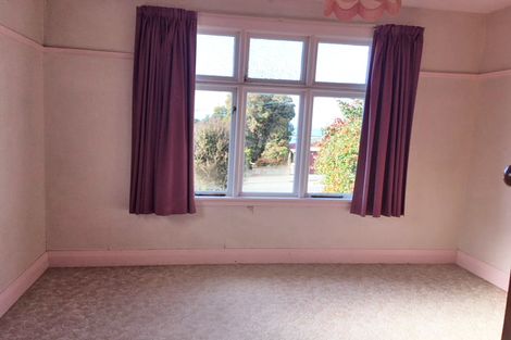 Photo of property in 30 Wharfe Street, South Hill, Oamaru, 9400