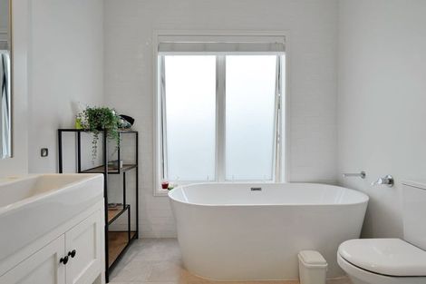 Photo of property in 6 Ascarina Way, Papamoa Beach, Papamoa, 3118