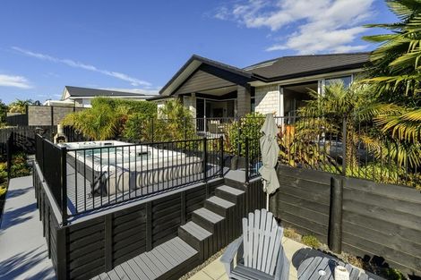 Photo of property in 99 Castlewold Drive, Bethlehem, Tauranga, 3110