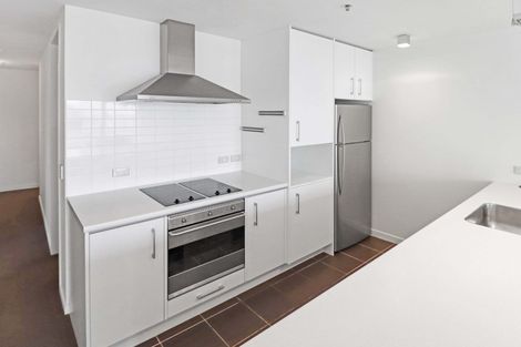 Photo of property in Montreaux Apartments, 9d/164 The Terrace, Wellington Central, Wellington, 6011