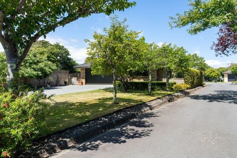 Photo of property in 36 Cranbrook Grove, Waikanae, 5036