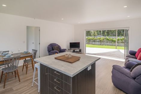 Photo of property in 35 Carina Way, Whitianga, 3510