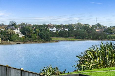 Photo of property in 22 Cliff Road, Papakura, 2110