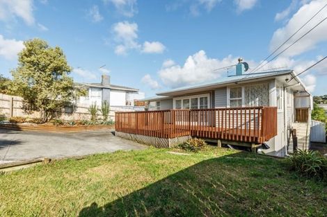 Photo of property in 1/120 Archers Road, Glenfield, Auckland, 0629
