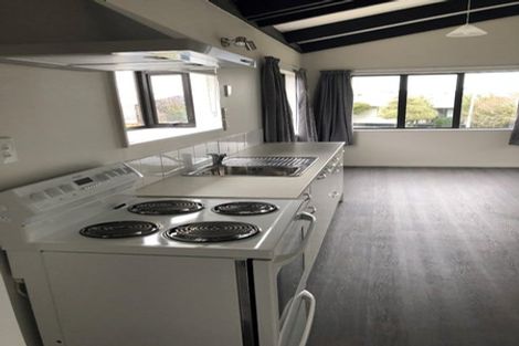 Photo of property in 28 Cape Hill Road, Pukekohe, 2120