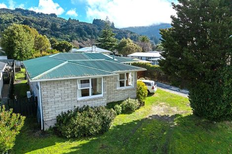 Photo of property in 81 Watt Street, Featherston, 5710